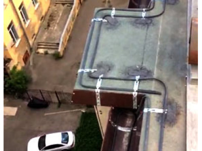 Монтаж системы антиобледенения на Миллионной в Санкт-Петербурге