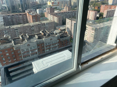 Монтаж кондиционеров компанией Буран: Установка Хайсенс на Толстого 