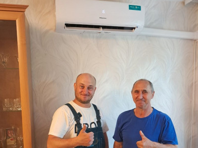 Установка Hisense ZOOM DC Inverter в зал без балкона — нестандартное решение для комфортного климата