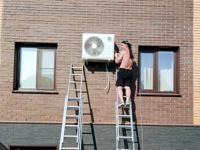 Монтаж трёх кондиционеров Loriot Premier в Ордынке — частный дом Елены Алексеевны, работа бригады №6