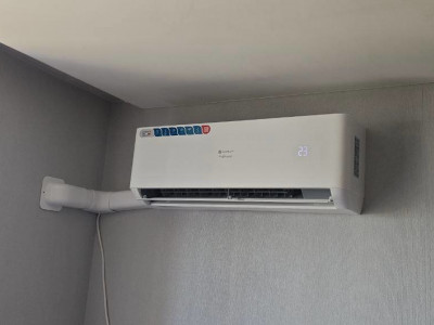 Монтаж кондиционера Loriot Premiere в Барнауле — идеальный климат для детской комнаты на Георгия Исакова 142а