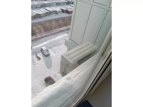 Настала зима а сезон кондиционеров продолжается.